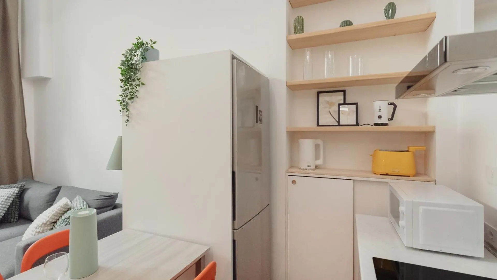 Gohost - Lovely Loft In The Heart Of Milaan 0*,  Italië