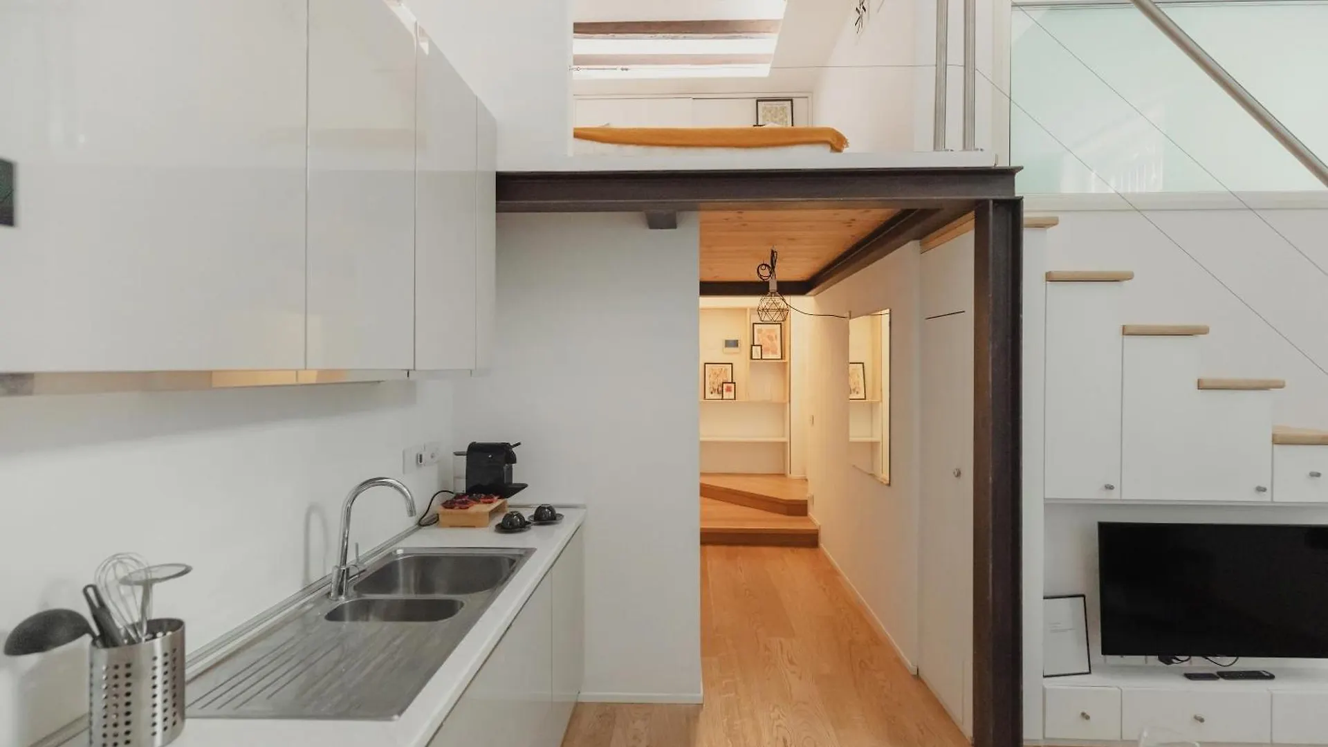 Appartement Gohost - Lovely Loft In The Heart Of Milaan Italië